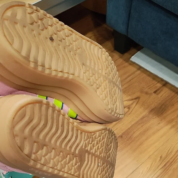 Adidas Pink Sneakers with Green and Blue Stripes - Picture 6 of 10